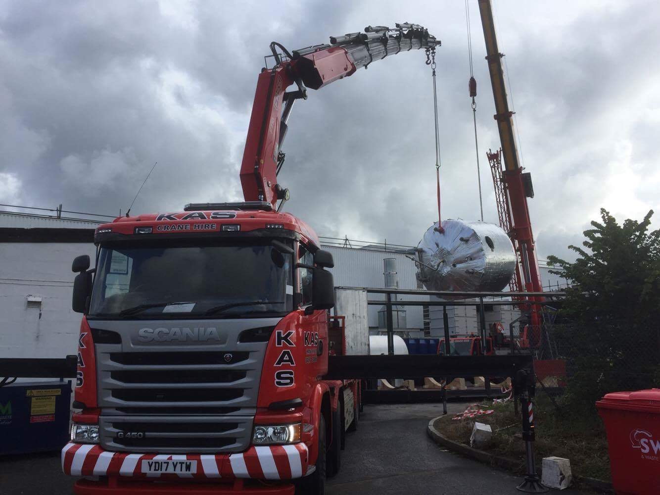 Medium Crane Truck in Aylesbury